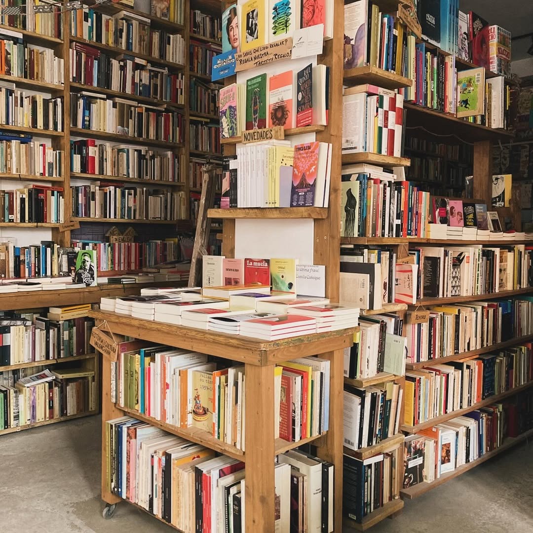 15 librerías en Valencia donde encontrar un buen libro
